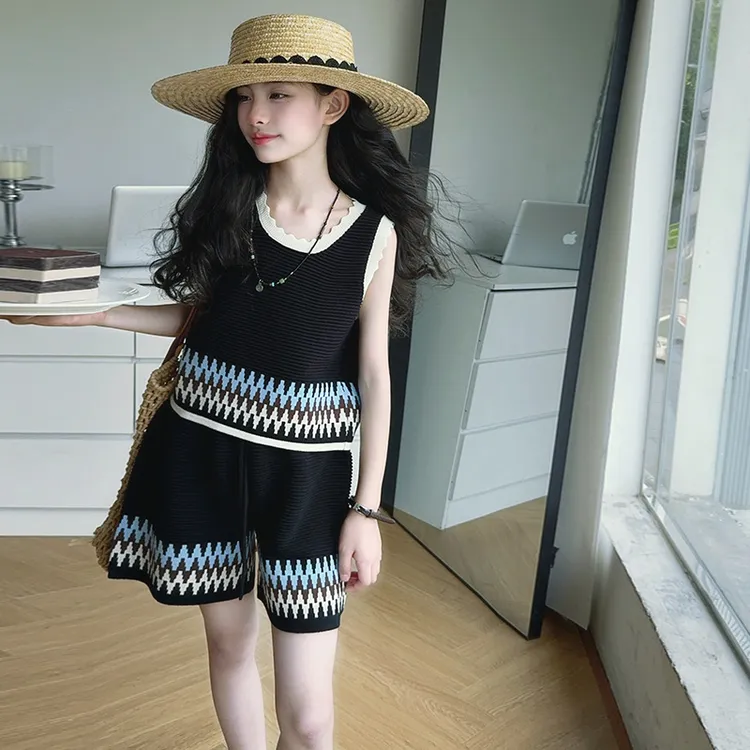 女童度假风休闲时尚套装2025夏季新款儿童吊带背心短裤两件套夏装