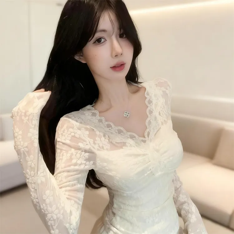 纯欲辣妹v领修身气质上衣法式显瘦内搭加绒蕾丝打底衫女装长袖t恤