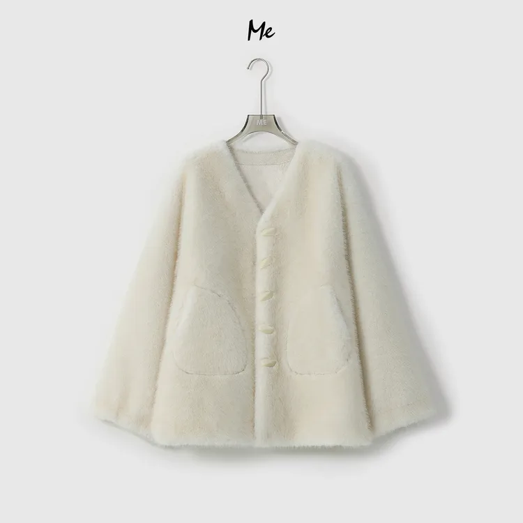 ME【颜如玉】不规则门襟牛角扣厚绒短毛时尚保暖毛毛外套MESA6252