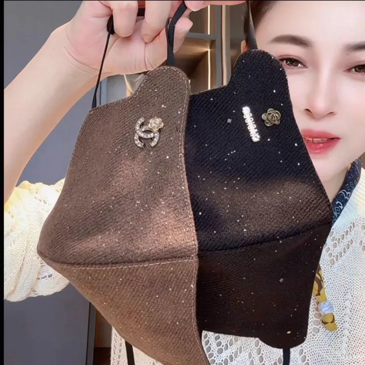 新款满天星山茶花口罩冬季透气高颜值保暖防风可水洗小香风面罩薄