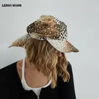 LEDIM WANG白标/豹纹三角巾绑带帽子女25秋度假风立体遮阳帽新款