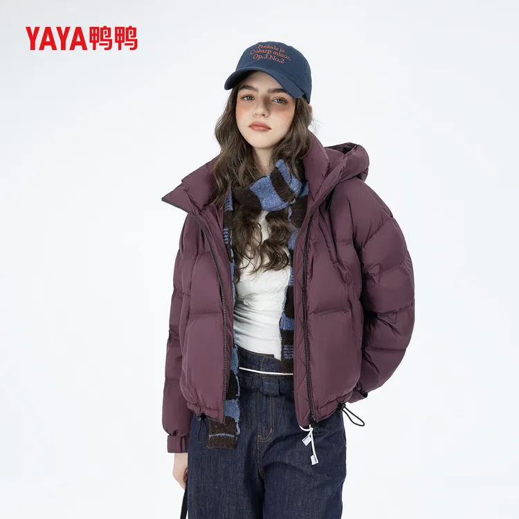 YAYA鸭鸭短款宽松型街头风立领羽绒服女亮面休闲保暖宽松时尚外套