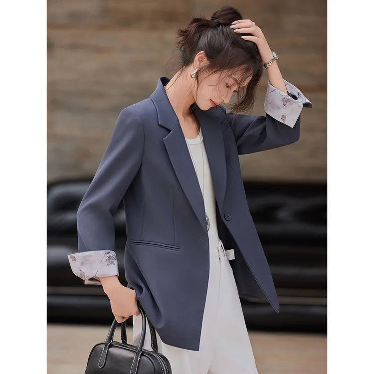 灰色西装外套女小个子2025新款春秋气质名媛高级感小西服上衣秋季