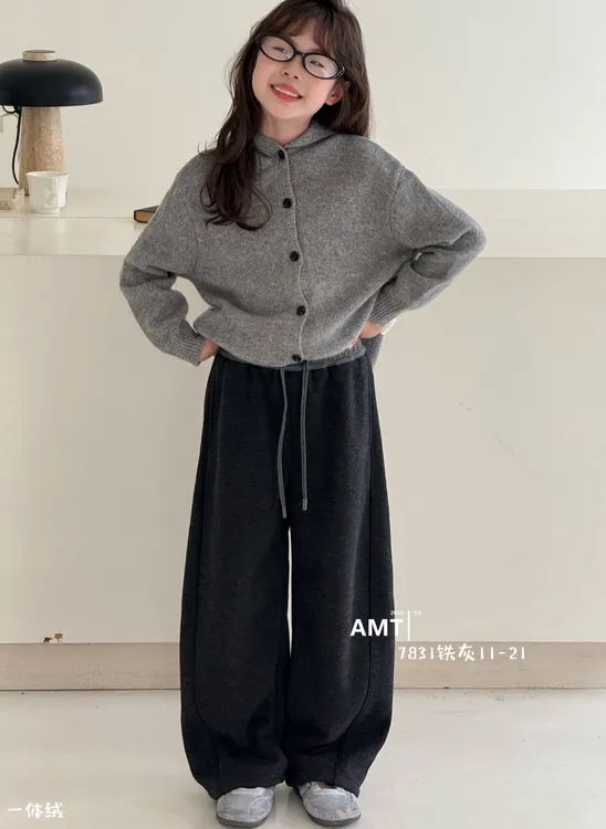 冬季加绒拼接腰头宽松弯刀裤一体宝宝男女童直筒长裤休闲裤7831