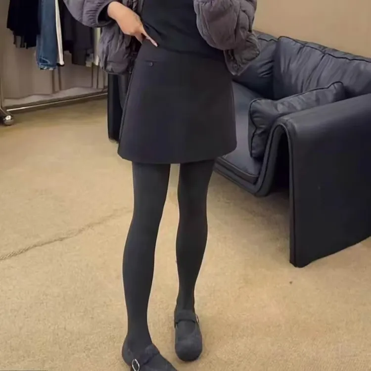加厚灰色羊毛呢短款半身裙2025秋冬新款高腰小个字a字型休闲包臀
