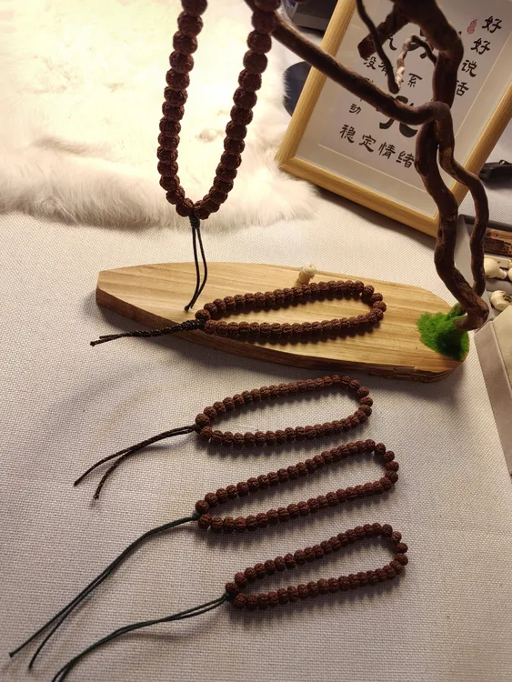 金刚菩提勿里达纯血老树王手持