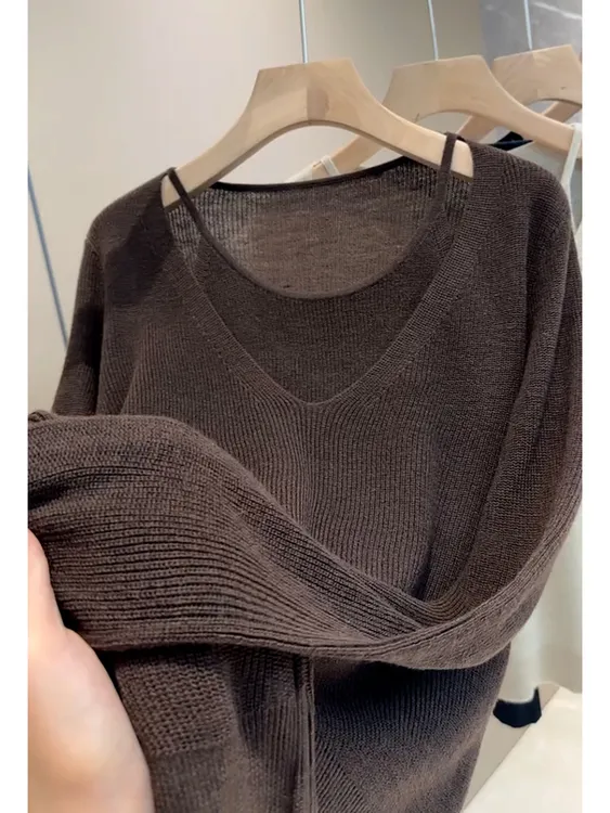 法式复古软糯慵懒风奶fufu针织衫高级感咖色露肩假两件毛衣女秋季