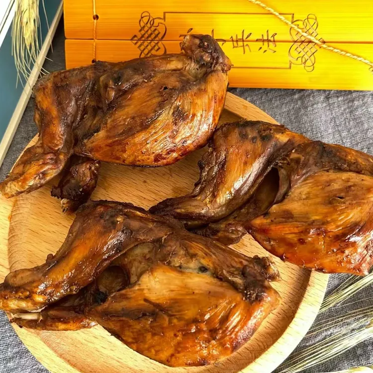 东北特果木炭火烤鹌鹑开袋即食小时候烧家巧的味道鹌鹑熟食烧鹌鹑