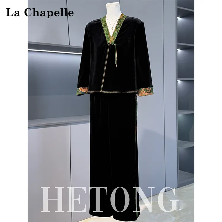 拉夏贝尔妈妈秋装新中式上衣两件套中老年女春秋季国风金丝绒套装