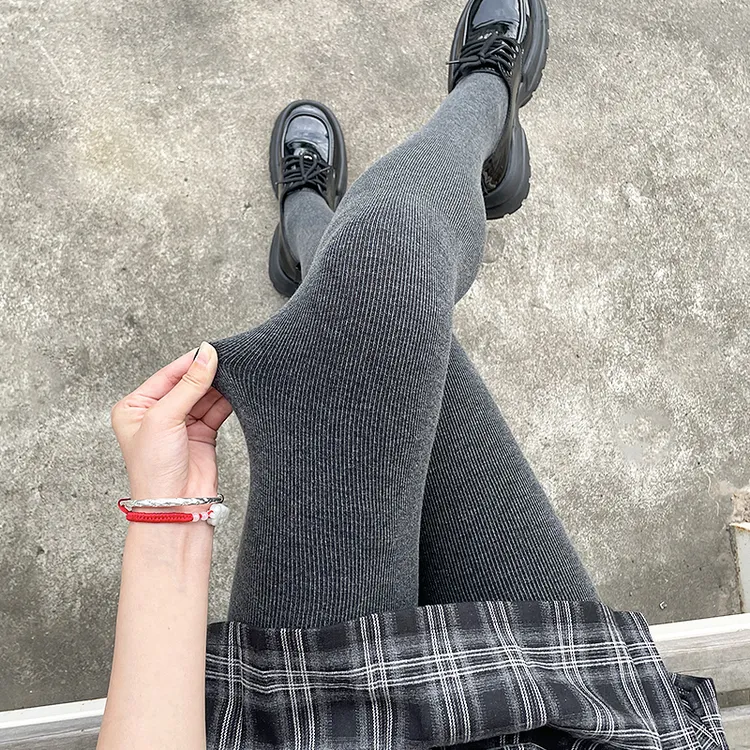 氨纶2025新款灰色条纹打底裤女外穿不掉裆薄绒显瘦秋冬加厚棉螺纹