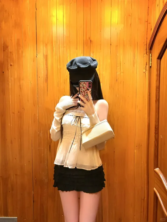 【皱雾裹纱】纯欲性感蕾丝拼接背心抹胸上衣防晒开衫女显瘦半裙套装