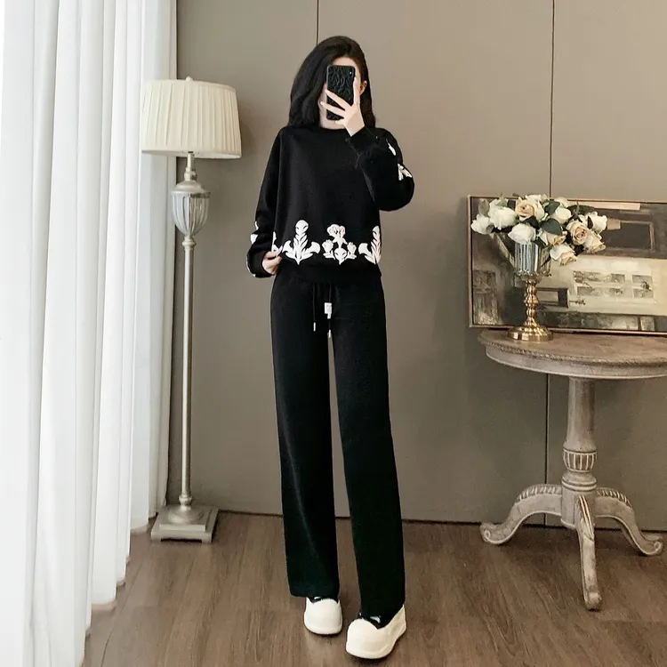 入秋一整套女装洋气炸街高级感显瘦休闲时尚运动卫衣阔腿裤两件套