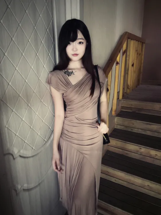 【希腊女神】立体剪裁手工掐折高弹力连衣裙