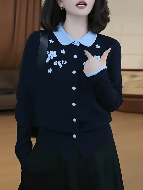 设计感娃娃领花朵刺绣针织毛衣开衫黑色单排扣女装洋气时髦气质