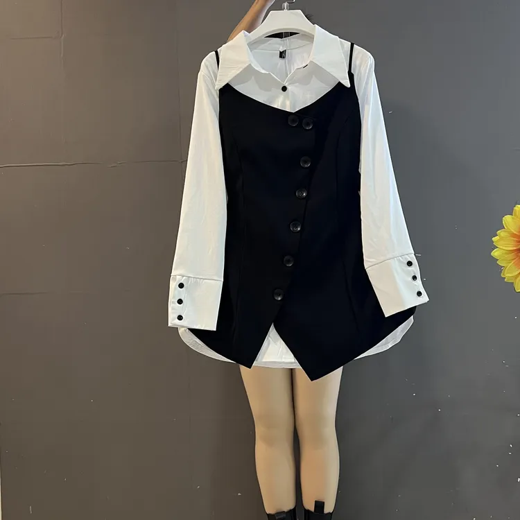新款时尚小众设计感翻领衬衫➕西装吊带马甲高级感显瘦两件套