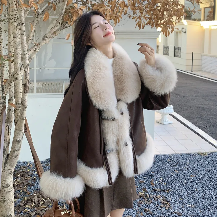 毛绒拼接PU皮羽绒服女冬季新款富家千金感贵系90白鸭绒加厚外套女