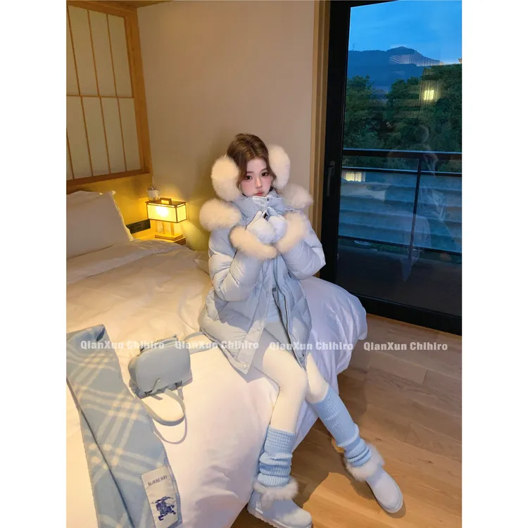 「丹麦雪境」秋冬时尚气质轻奢设计感羽绒服QXD5YRF8457A(不可机洗)