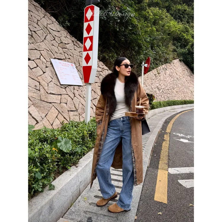 RRB Design「曼彻斯特」可拆卸狐狸毛拼接格纹御寒鹅绒长款派克外套