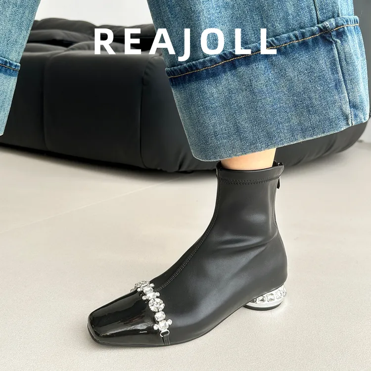 马丁靴女款2025新款方头水钻粗跟法式优雅百搭黑色显瘦时装短靴子