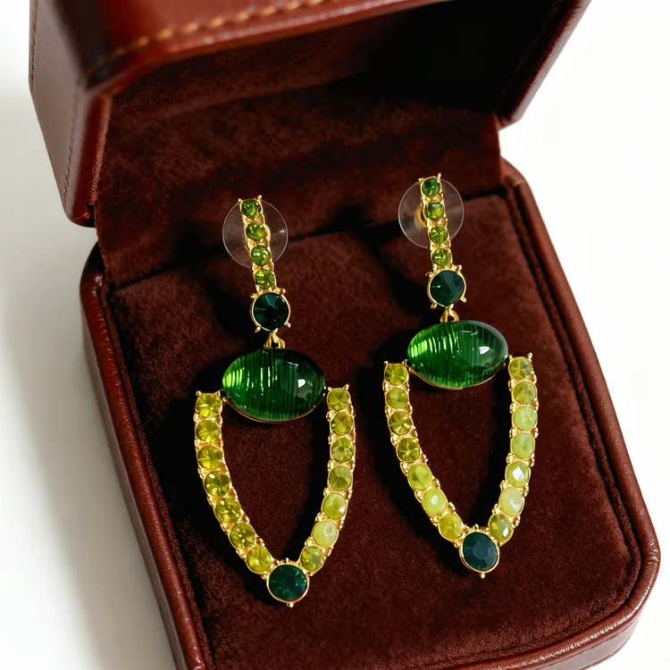 铜合金合成锆石耳饰 高颜值绿色显白流苏耳环