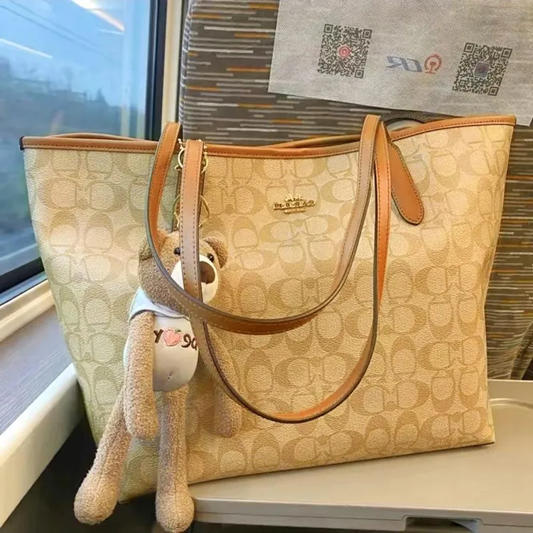 香港精选2025新款真皮老花女包轻奢复古购物袋托特包单肩手提大包
