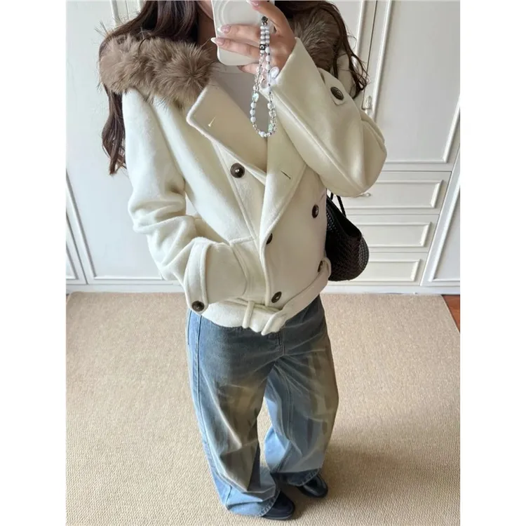 法式设计感小众双排扣毛呢大衣女秋冬季毛领连帽收腰加厚短款外套