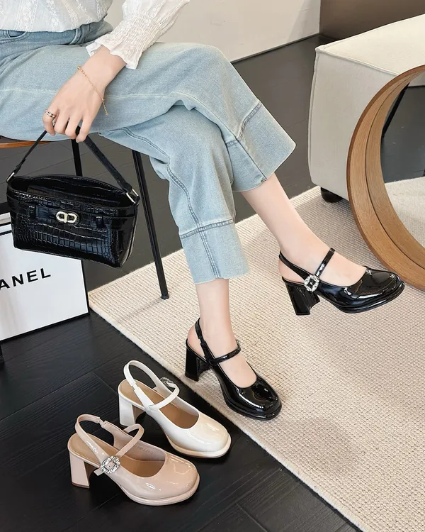 包头凉鞋复古时装凉鞋单鞋浅口漆皮包头法式高跟女