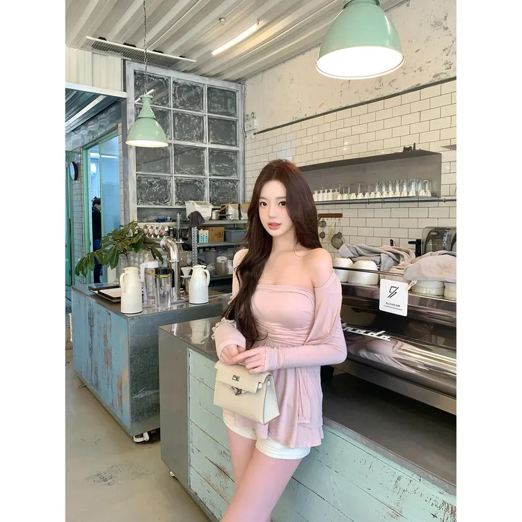 轻奢潮牌款很辣【温柔佳人加胸垫】气质开衫+抹胸裙两件套