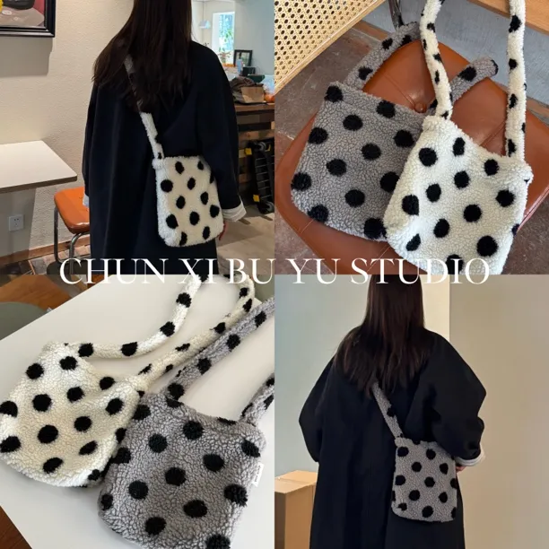 韩系少女羊羔毛波点小斜挎可爱ins风百搭通勤遛弯秋冬斜挎包包女
