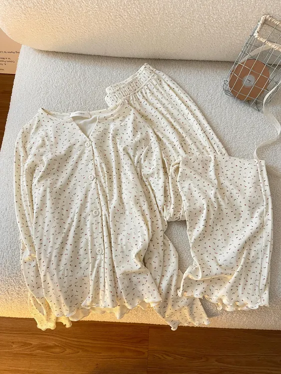 大码睡衣女秋季清新小碎花新款莫代尔带弹性宽松版型花边舒适睡衣