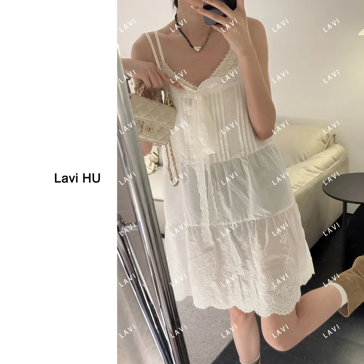 小雏菊 气质时尚蕾丝公主甜美吊带裙24188辣味lavi