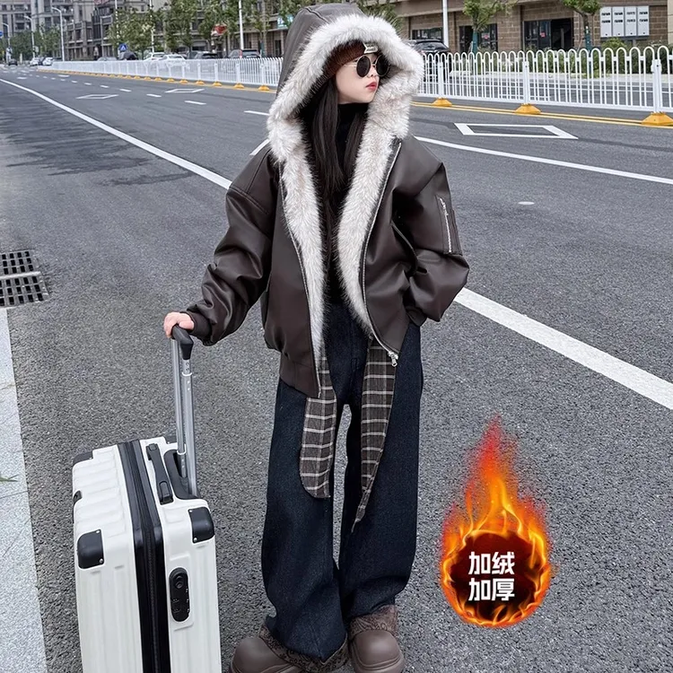 女童美式皮毛一体加绒加厚皮衣外套2025冬装儿童洋气连帽夹克棉服