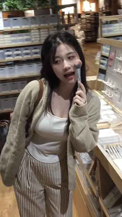 慵懒风长袖针织衫女秋冬韩版新款宽松纯色开衫上衣百搭休闲条纹裤