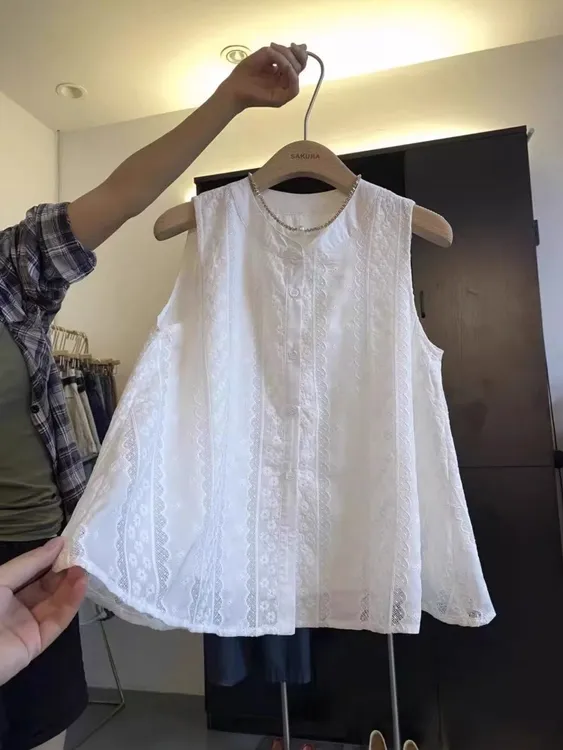蕾丝拼接刺绣白色无袖背心衬衫女夏季宽松减龄小个子娃娃衫上衣潮