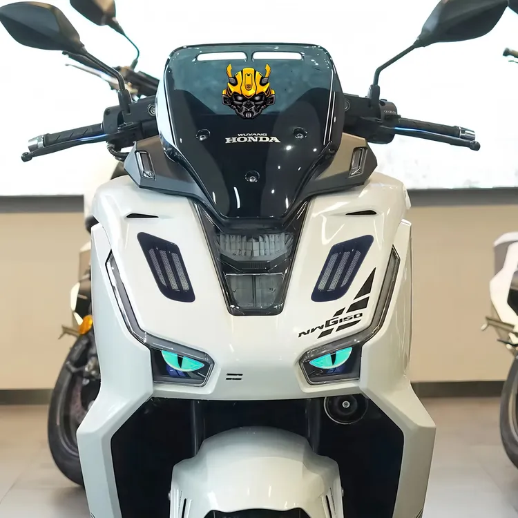 适用五羊本田NWG150夜光恶魔眼睛饰贴车头变形金刚鲨鱼腮装饰改装