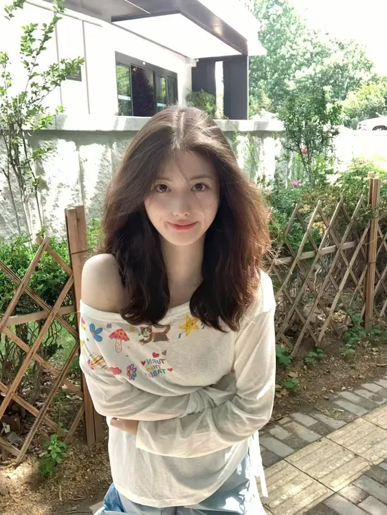 美式复古慵懒防晒罩衫女夏季薄款长袖t恤宽松斜肩上衣百搭阔腿裤