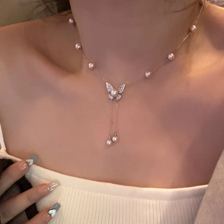 铜合金仿珍珠项链 流苏蝴蝶珠珠项链女轻奢气质锁骨链高端颈链