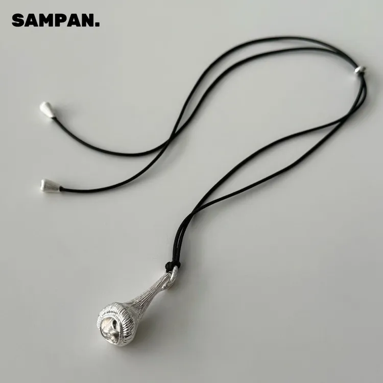 铜合金皮质项链 SAMPAN小众复古磨砂贝纹项链轻奢高级感毛衣链