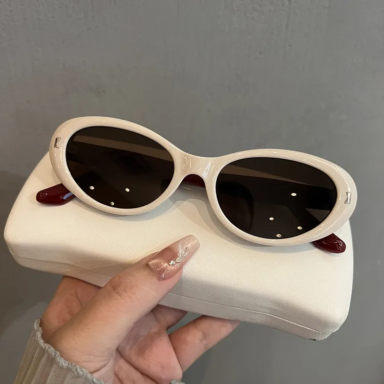 2025新款复古猫眼墨镜女欧美辣妹风高级感遮阳防紫外线太阳眼镜男
