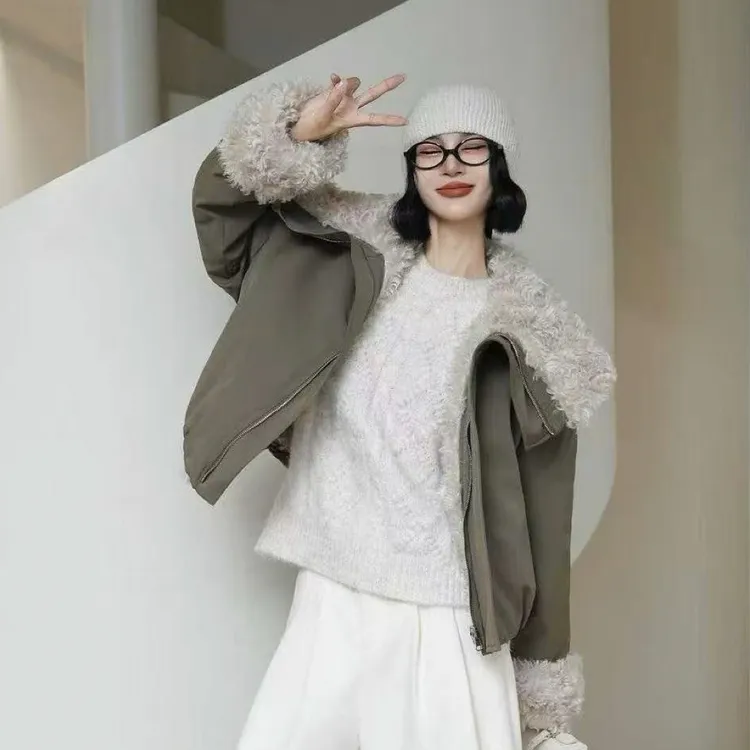 韩系羊羔毛大翻领短款派克服女2025冬季新款皮毛一体保暖加绒外套