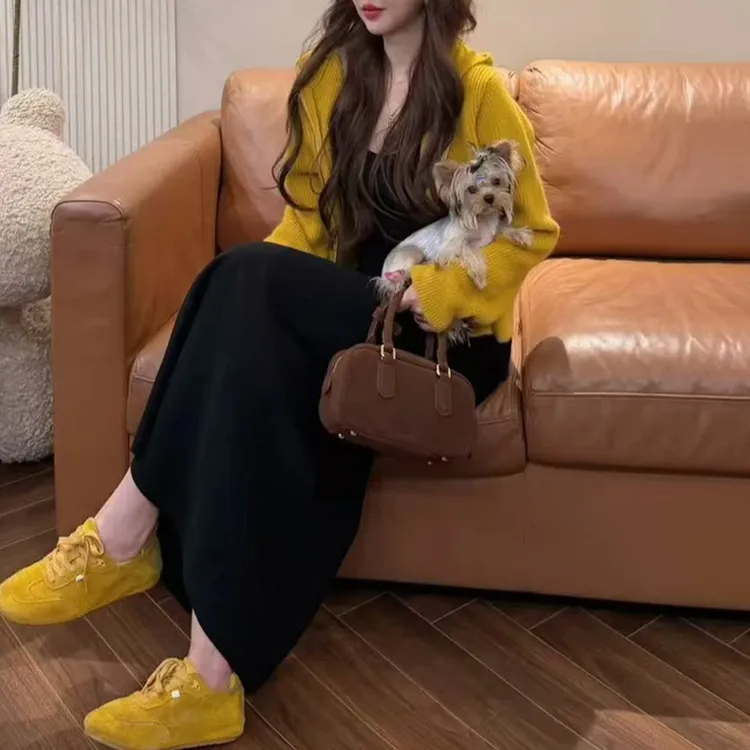 软糯慵懒显瘦连帽开衫拉链毛针织外套女装秋季新品短款上衣