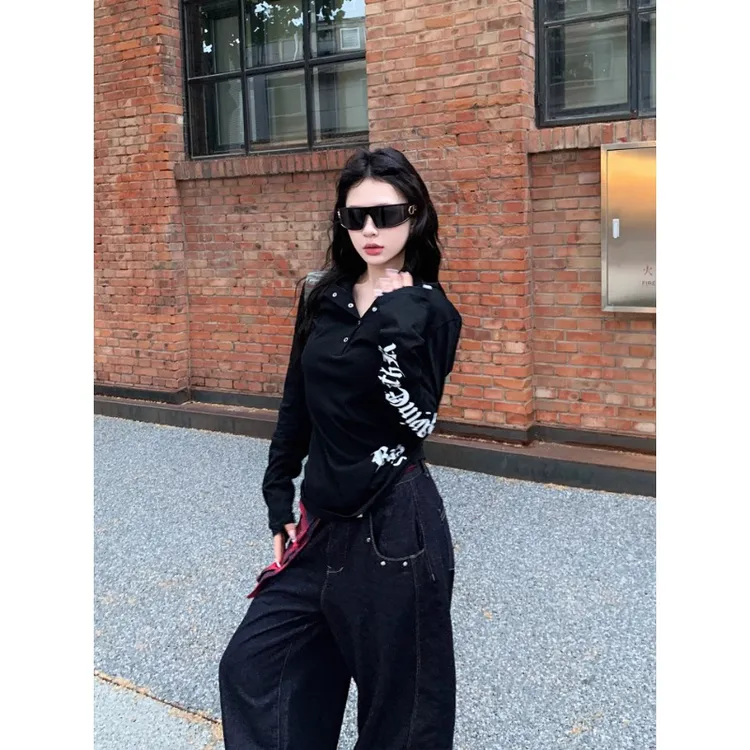 美式辣妹长袖连帽T恤罩衫女哥特风设计感小众上衣秋暗黑系穿搭酷