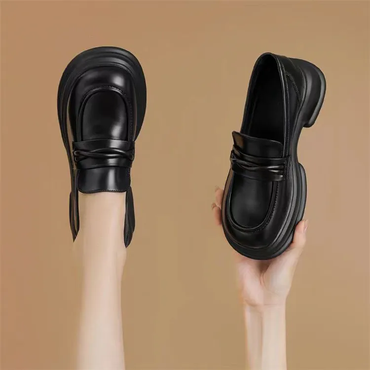 秋季乐福鞋女2025新款学院风黑色小单鞋厚底英伦风小皮鞋乐福鞋女