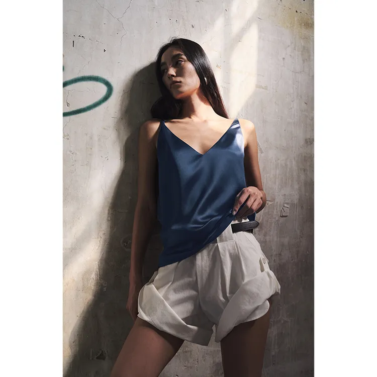 HERLAND她地【猫耳朵】抗皱慵懒醋酸深V吊带背心女夏经典百搭上衣