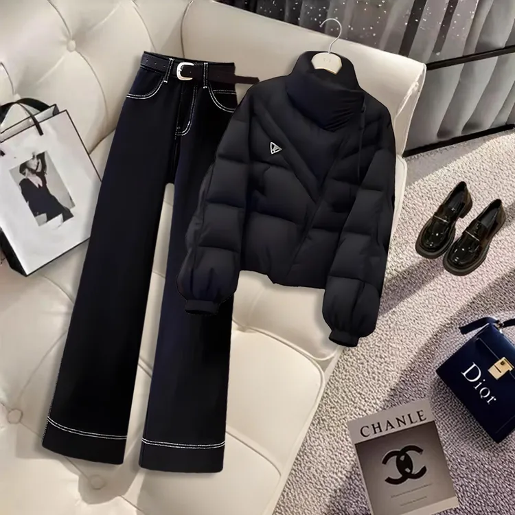 冬季炸街一整套女装爆款穿搭显瘦保暖棉服高腰直筒裤时尚套装新款