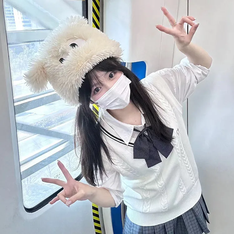 酒心奈奈熊 奈落 白色jk毛衣马甲套头背心日制校供学院风制服