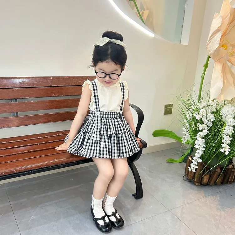 壹妈韩版童装女童夏季套装洋气儿童花边背心上衣格子背带裙两件套
