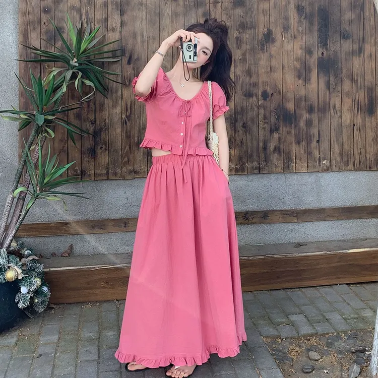 粉色温柔风泡泡袖上衣套装裙女夏新款甜妹绝美木耳边半身裙两件套