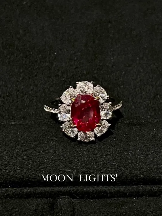 培育红宝石Moon Lights' | 斯嘉丽：3克拉经典太阳花鸽血红精致！