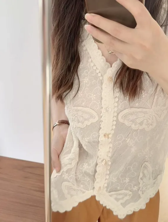 七言家巨好看！法式蝴蝶刺绣V领马甲气质小开衫@